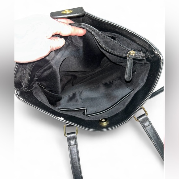 Nicole Miller Vibrant Multicolor Shoulder Bag - Picture 9 of 9